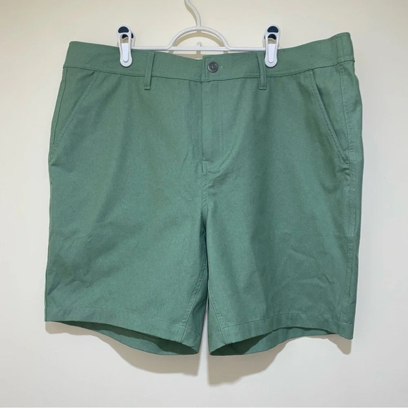 32 Degrees Other - Men’s 32 Degrees Brand Sage Green Causal Lightweight Stretch Waist  Shorts S: XL